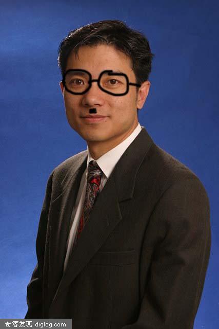 百度掌门人Robin Li头像被恶搞