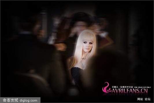 Avril����Shakira��Whenever, Wherever