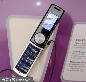 三星F210音乐手机