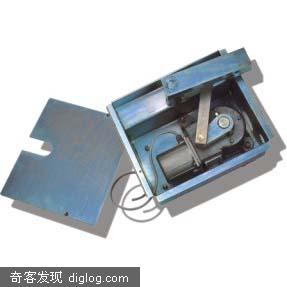 法国EA E4000B 机械式藏地掩门电机-博尔盾开门机遥控门自动门