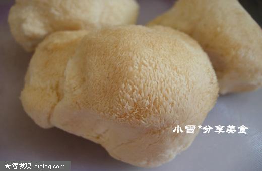 鲜猴头菇排骨汤~