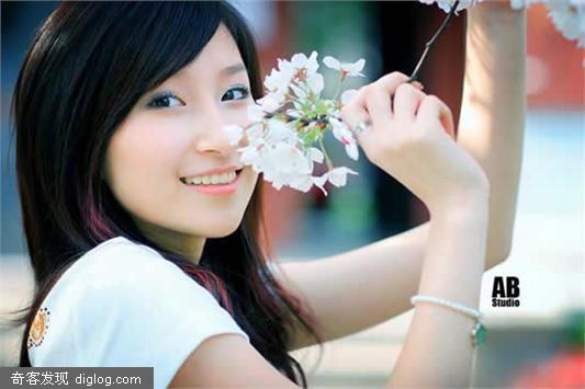 照片调色 用Photoshop数据模仿流行的阿宝色