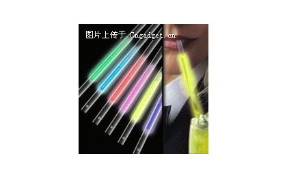 闪闪发光的吸管