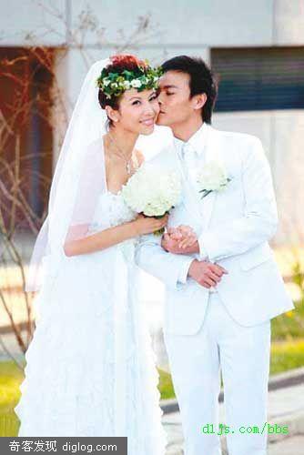 蔡少芬张晋重庆补办婚宴 仅花费两万元