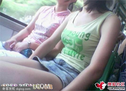 ��������-͵�Ĺ����϶����Ů��