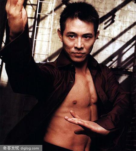 华人明星2007年收入排行榜　李连杰片酬高达1亿