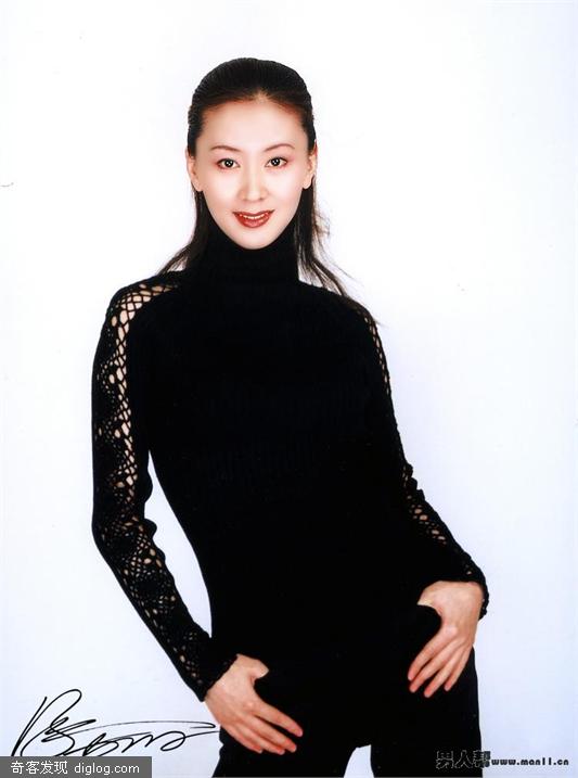 裸体全身照图女星国内人体艺术模特汤加丽介绍