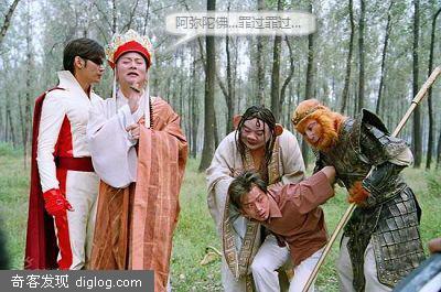 《魔幻手机》:科幻片中的山寨机